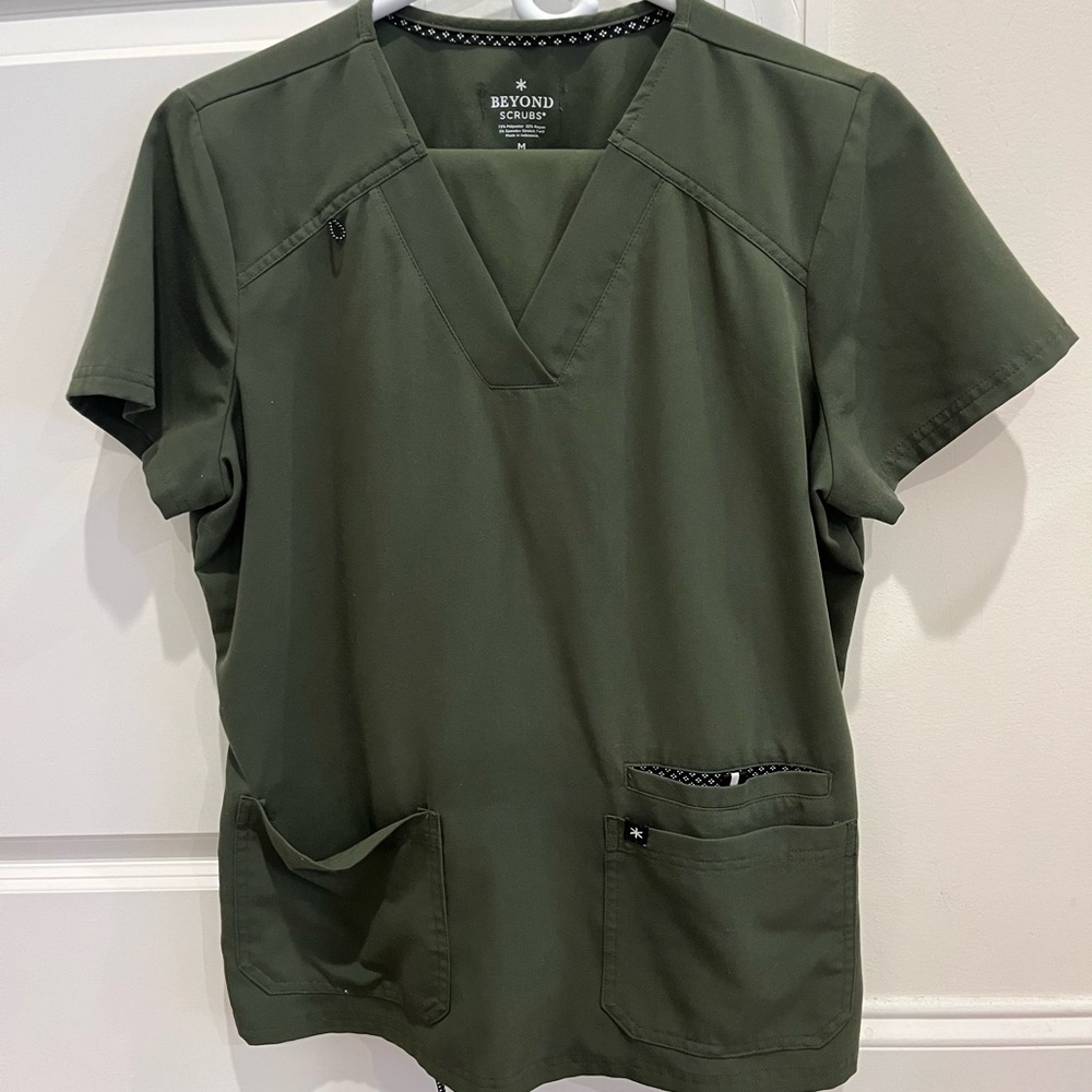 Beyond Scrubs Women's Olive scrub set